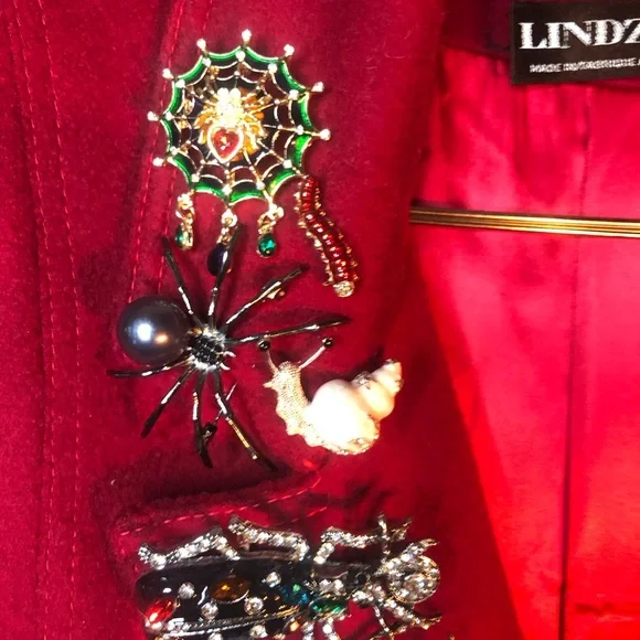 Red bug coat - Picture 5 of 11